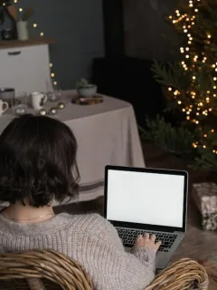 Avoid These 5 Common Online Shopping Mistakes US Consumers Make - Cover Image