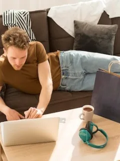 US Online Return Policies in 2025: Your Ultimate Guide - Cover Image