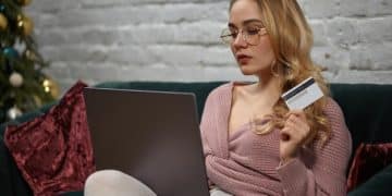 Avoid Holiday Shopping Scams: 7 Red Flags to Watch Out for in 2025 - Cover Image