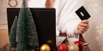 Maximize Holiday Shopping: Credit Cards & Double Rewards in 2025 - Cover Image